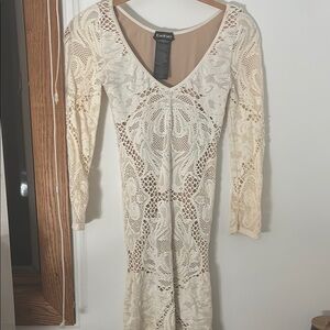 Bebe Cream V-Neck Long Sleeve Bodycon Dress